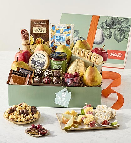 Housewarming Founders' Favorites Gift Box