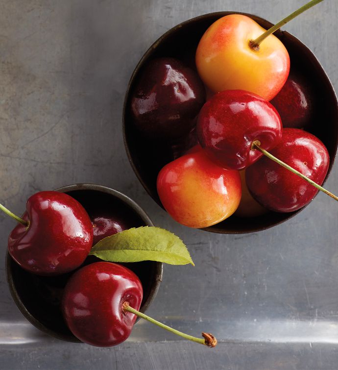 Rainier and Plump Sweet Cherries