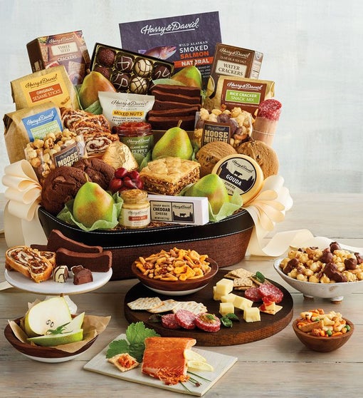 Deluxe Hearthside Gift Basket Harry & David