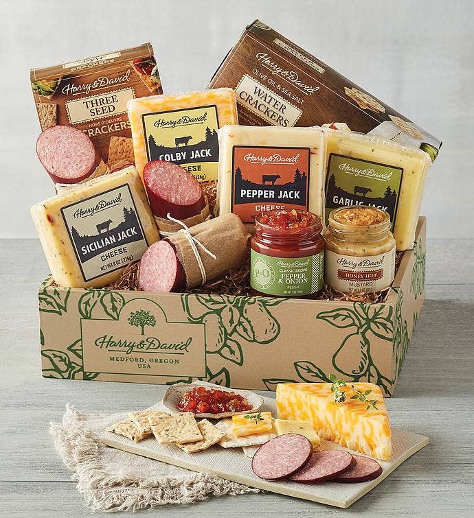 grand-sausage-and-cheese-gift-box-harry-david