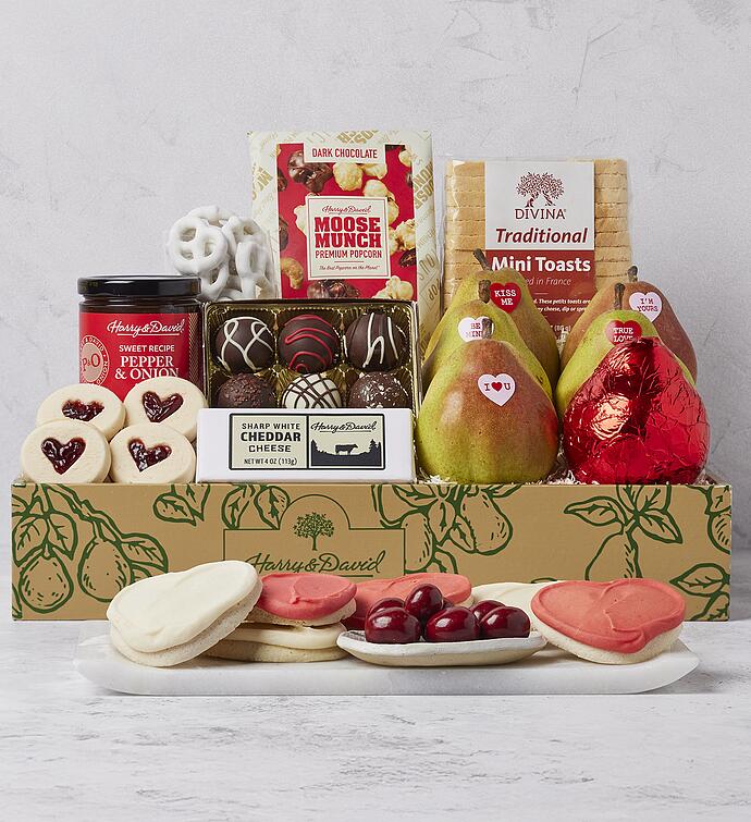 Grand Valentine's Day Gift Box