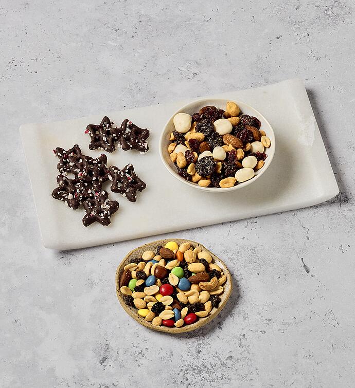 Bear Creek Snacks™ Holiday Snack Mix Tray
