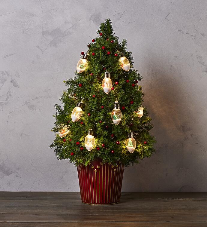 Holiday Nostalgic Christmas Tree
