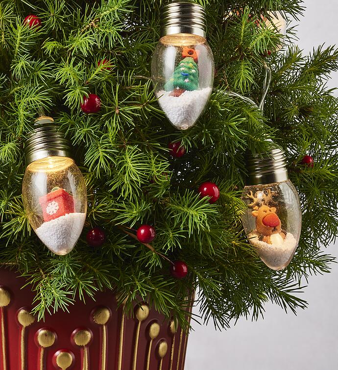 Holiday Nostalgic Christmas Tree